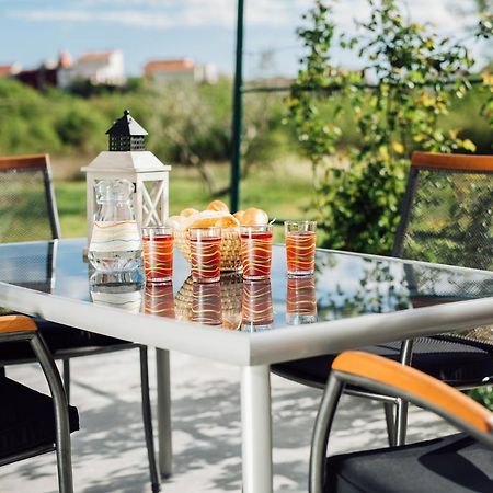 Apartments Essentia Подстрана Екстер'єр фото